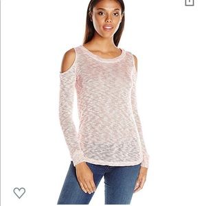 Cold shoulder loose knit top